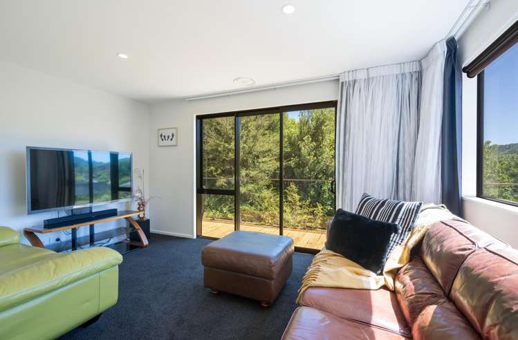 4 Kingfisher Lane Stoke_7