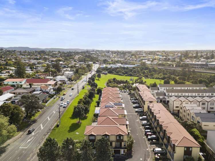 2/8 Margan Avenue New Lynn_0