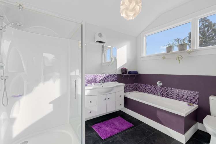 5669A West Coast Road Springfield_14