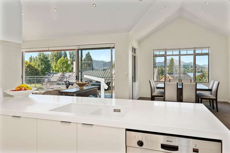 14 Morrows Mead Wanaka_9