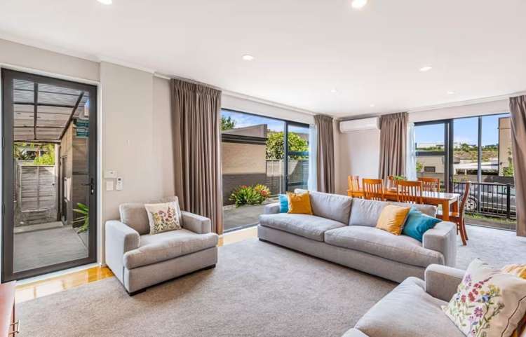  156 Stonefields Avenue_0