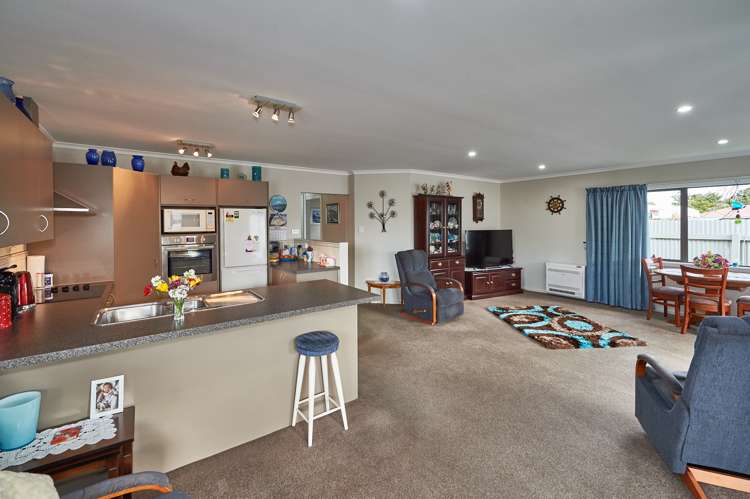 30 Charles Cross Street Longburn_2