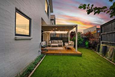 3 Frances Bryers Road_1