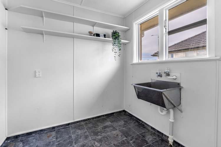 86 Lithgow Street Glengarry_12