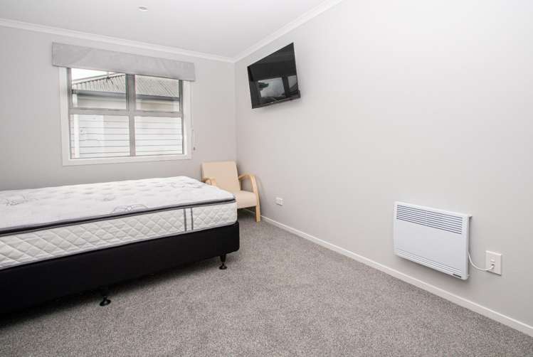 C/2/20 Jones Crescent 1107_9