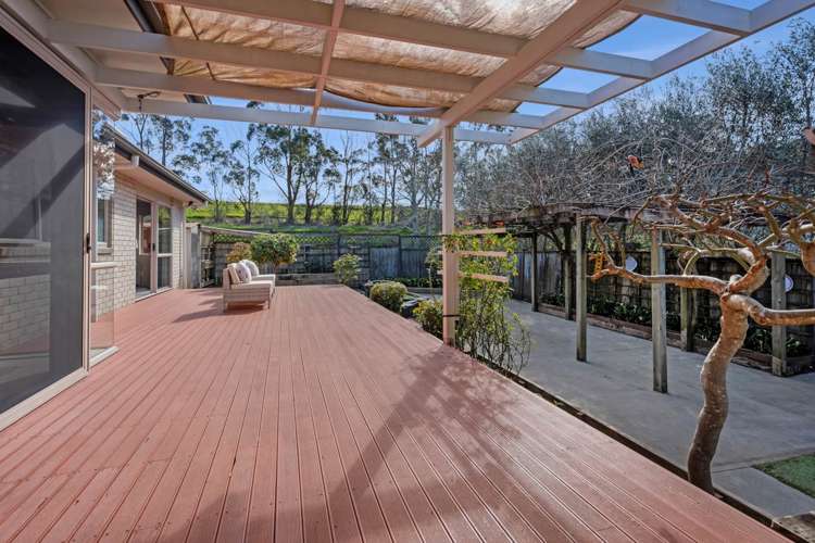 27 Franshell Crescent East Tamaki_21