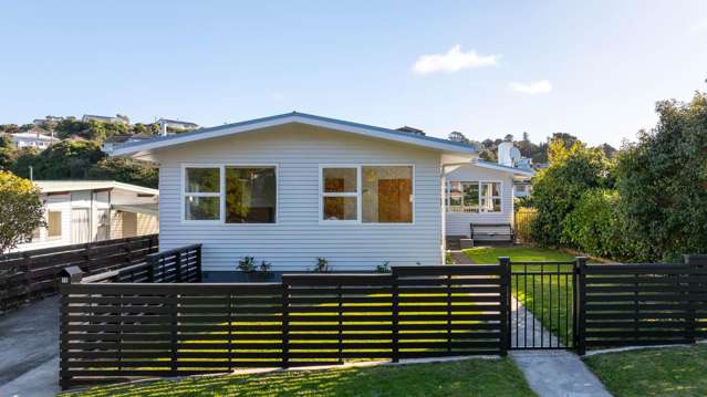 15 Silverbirch Grove Churton Park_1