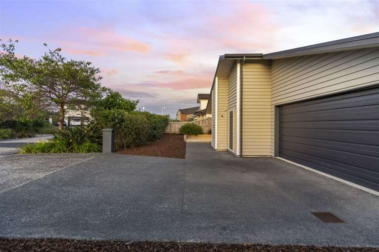 3 Eastreef Court Long Bay_34