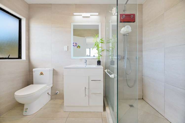 1 Tableau Place Totara Vale_11