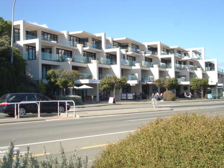 1/9 Bisley Avenue Moana_23