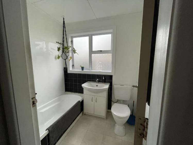 75 Clinkard Avenue_0