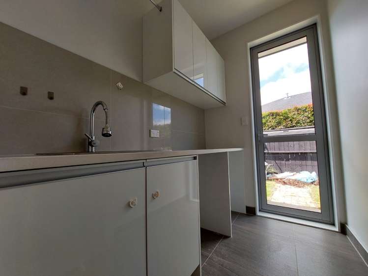 28 Jelas Drive Riverhead_11