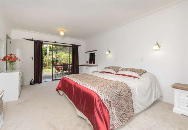 453 Glenbrook Beach Road Glenbrook_11