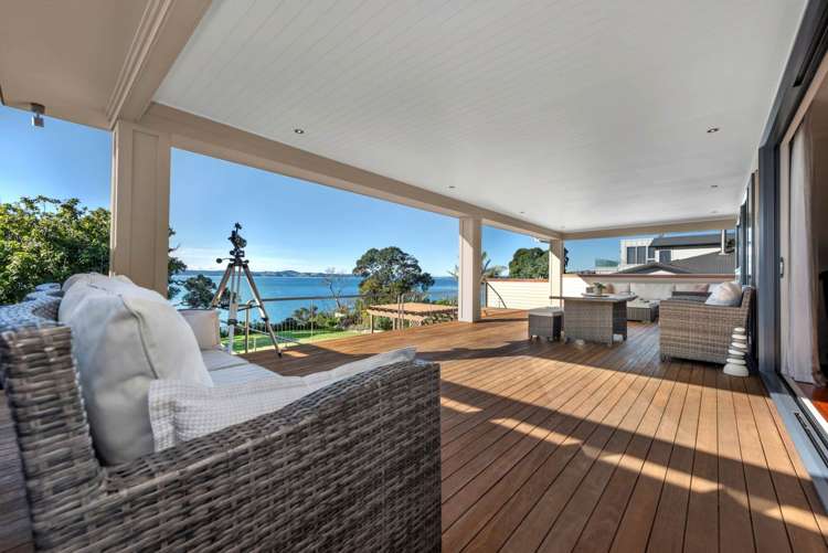 33 Pohutukawa Road Beachlands_12