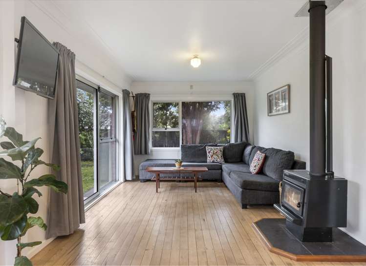 36 Yeovil Road Te Atatu Peninsula_10