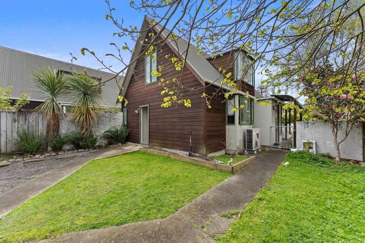 2 Enereta Road Otaki_1