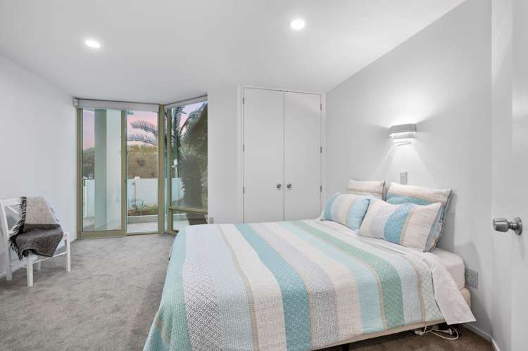 1/9 The Esplanade Castor Bay_23