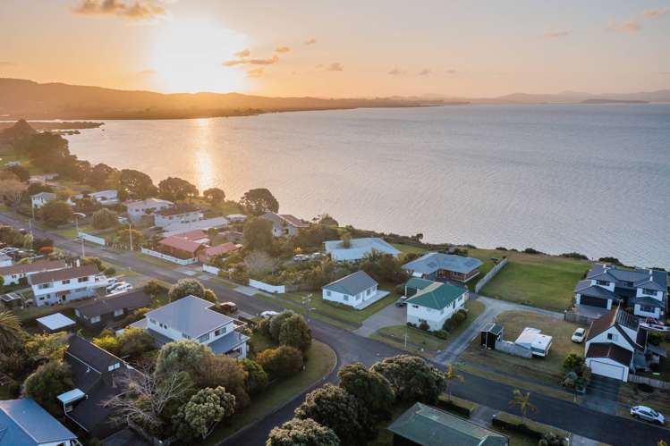 17 Manaia View Road One Tree Point_21