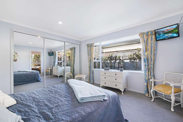 2/28 Canberra Place Redwood_8