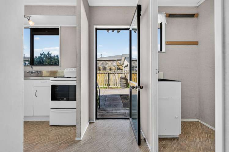 17B Bruce Avenue Glenview_19