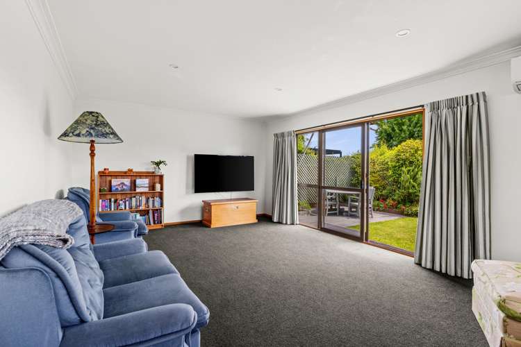 2/5 Forward Street Greenmeadows_2