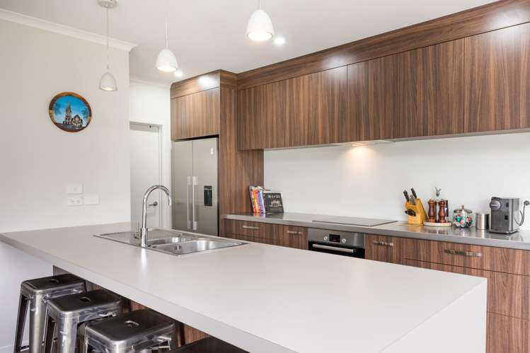 15 Coutts Way Fitzherbert_6