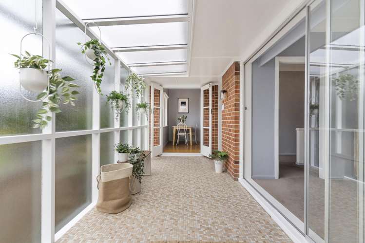 12 Fairleigh Avenue Mount Albert_5