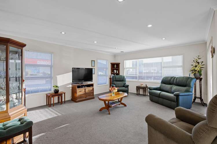 300 High Street Hawera_9