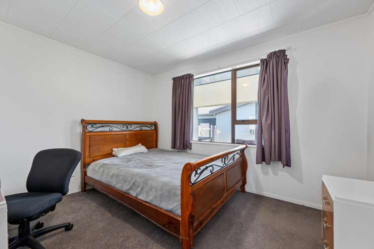 16 Faulkland Drive Witherlea_14