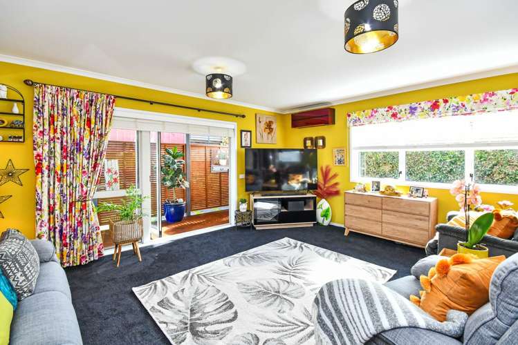 90 Helenslee Road_1