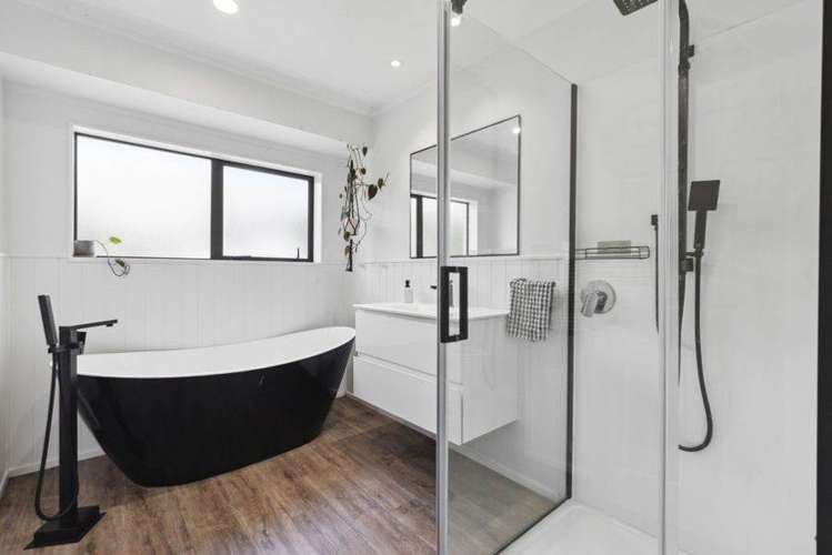 1162 East Coast Road Kaiaua_12