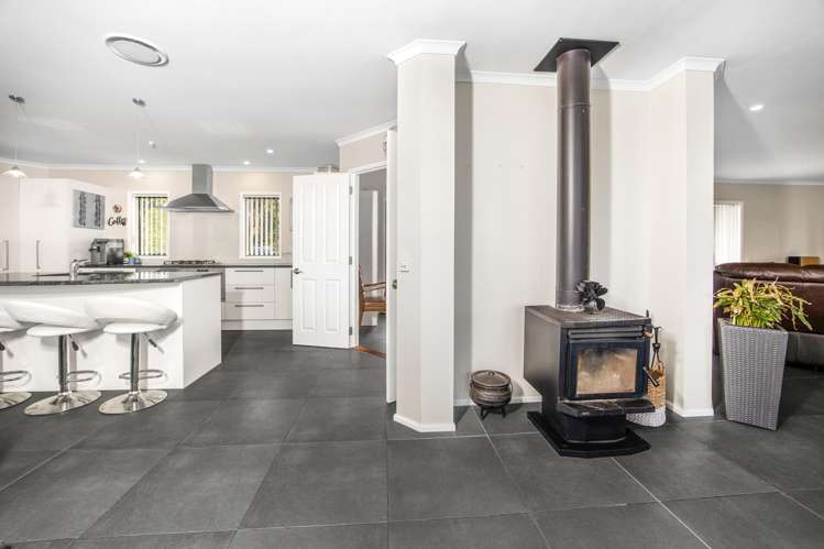 64 Scroggs Hill Road Brighton_16