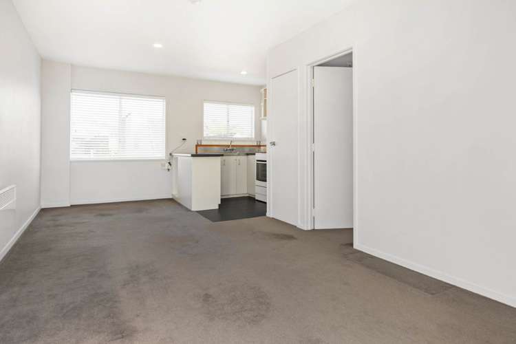 15/72 Kitchener Road Milford_2