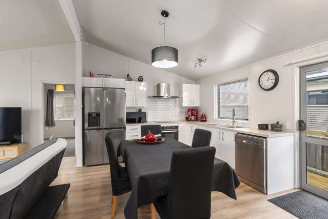 3a Kingsbridge Drive Burwood_4