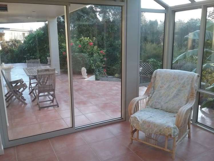 48 Beauvoir Avenue Matakatia_2