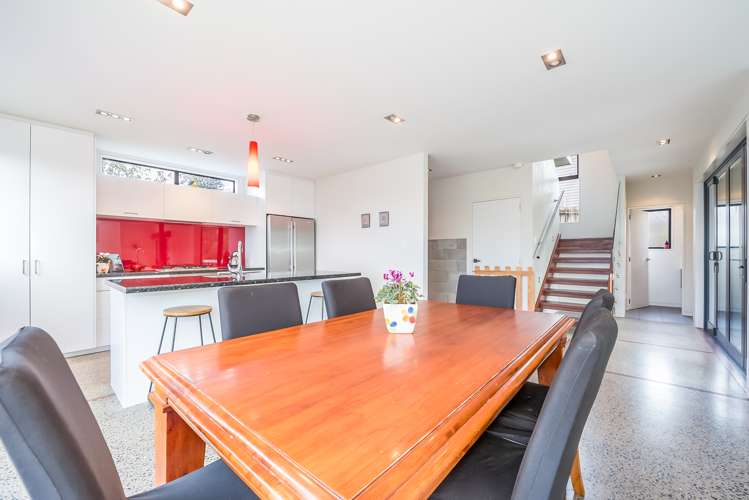 17 Frankie Stevens Place Riverstone Terraces_24