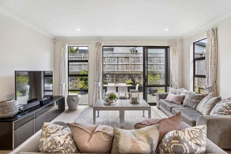 77 Searle Street Stonefields_1