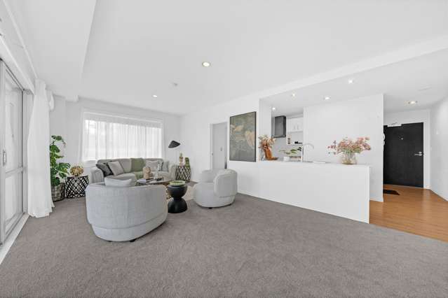 G01/136 Stancombe Road Flat Bush_3