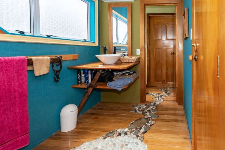 405 Onemana Drive Onemana_21