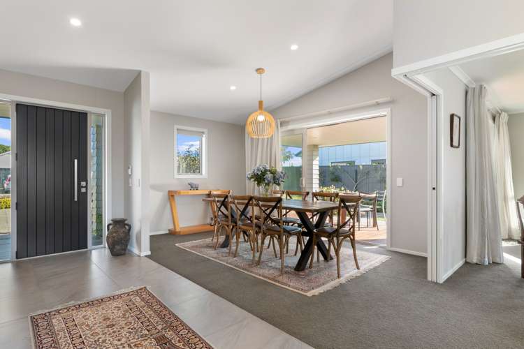 34 Awatira Drive Papamoa_11