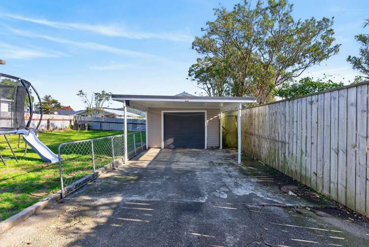 24 Castlerea Street Wainuiomata_19