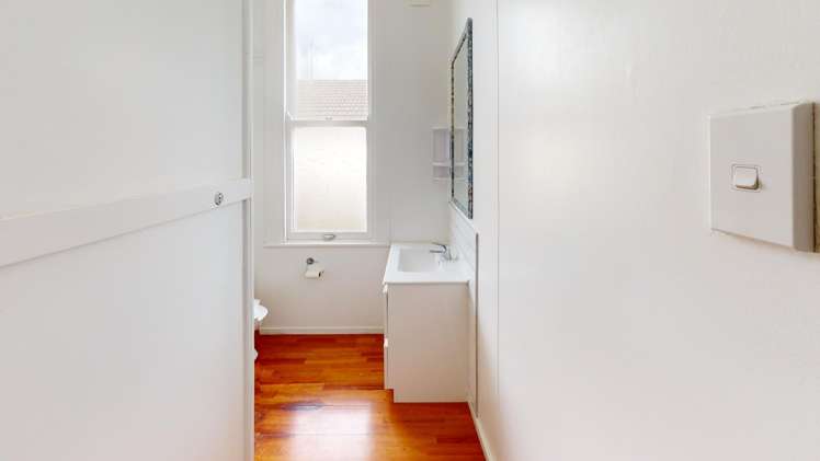  12 Vera Street Marton_11