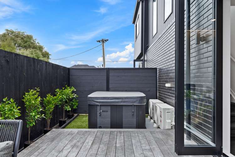 18B St Michaels Avenue Point Chevalier_11