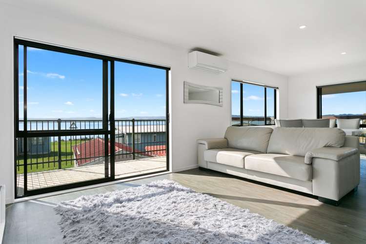 157 Pouewe Street Kawhia_17