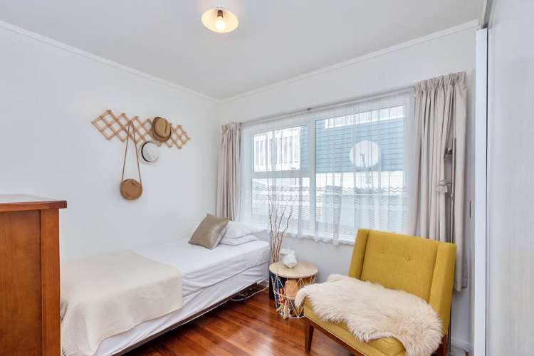 4 Seabar Place Glen Eden_11