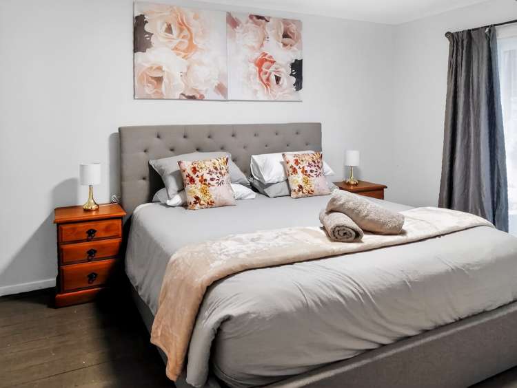 822 Motukawa Rd Inglewood_15