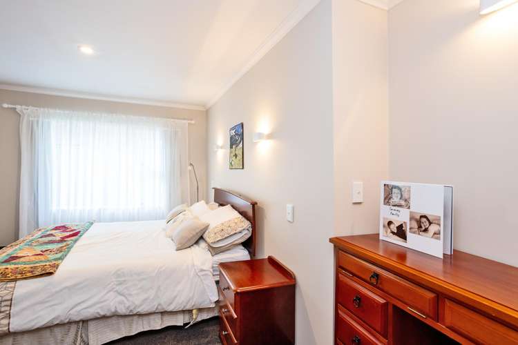 310 Herbert Street Windsor_12