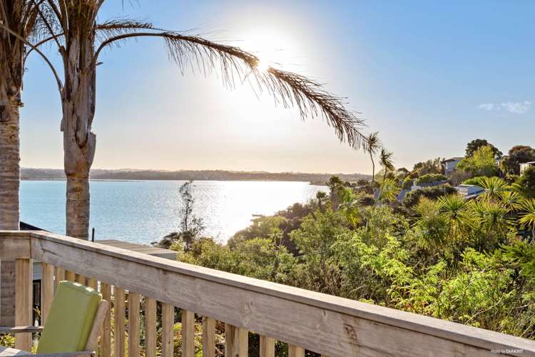 3 Poaka Place Beach Haven_2