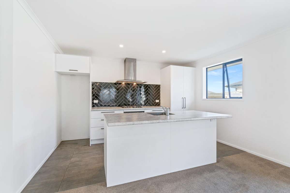 49 Plover Street_2