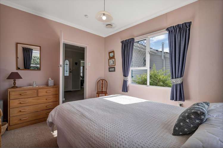 125 Seaview Road Westown_14